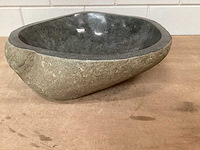 Differnz wasbak lombok riverstone natuursteen - afbeelding 1 van  4