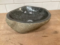 Differnz wasbak lombok riverstone natuursteen - afbeelding 2 van  4