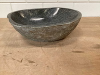 Differnz wasbak lombok riverstone natuursteen - afbeelding 1 van  5