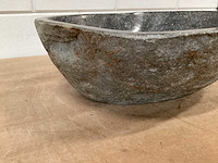 Differnz wasbak lombok riverstone natuursteen - afbeelding 3 van  5