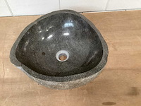 Differnz wasbak lombok riverstone natuursteen - afbeelding 2 van  4