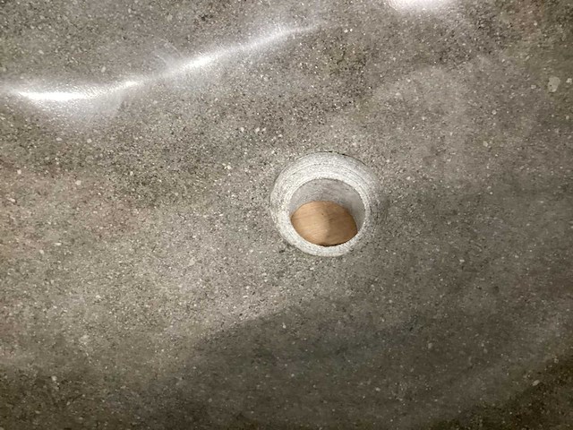 Differnz wasbak lombok riverstone natuursteen - afbeelding 4 van  5