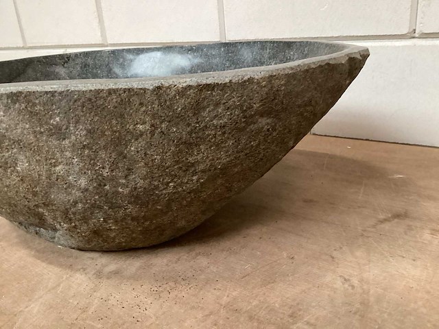 Differnz wasbak lombok riverstone natuursteen - afbeelding 2 van  2