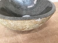 Differnz wasbak lombok riverstone natuursteen - afbeelding 2 van  4