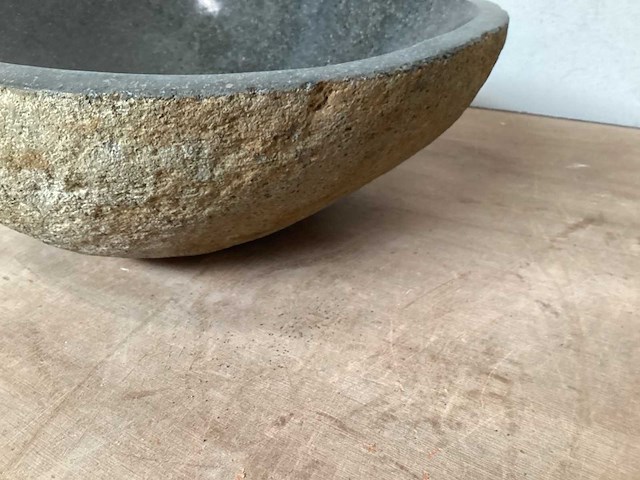 Differnz wasbak lombok riverstone natuursteen - afbeelding 4 van  4