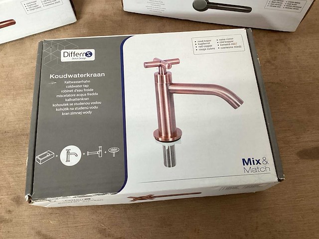 Differnz wastafelkranen (3x) - afbeelding 1 van  2