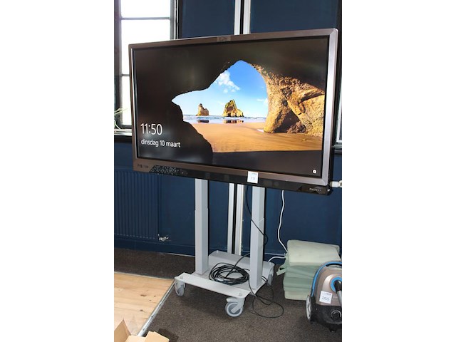 Digiboard prowise proline+ 65 inch ultra hd multi touchscreen op verrijdbaar in hoogte verstelbaar onderstel. - afbeelding 2 van  3