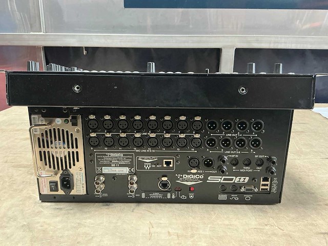 Digico sd11 digitale mengtafel - afbeelding 5 van  7