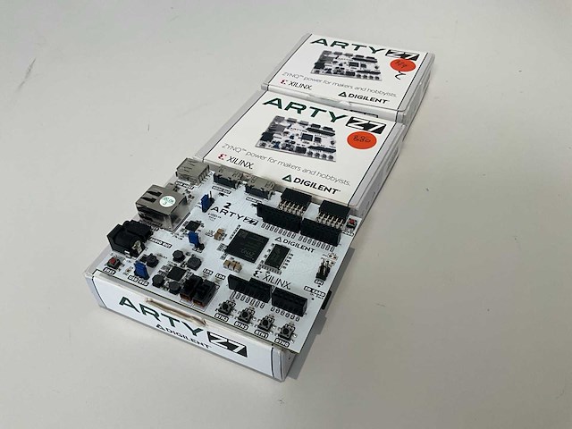 Digilent arty z7 development board (3x) - afbeelding 2 van  3