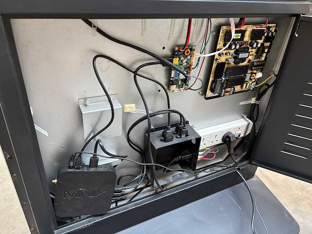 Digitaal reclamezuil - afbeelding 7 van  7