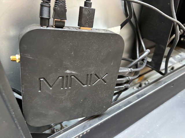 Digitaal reclamezuil - afbeelding 4 van  11