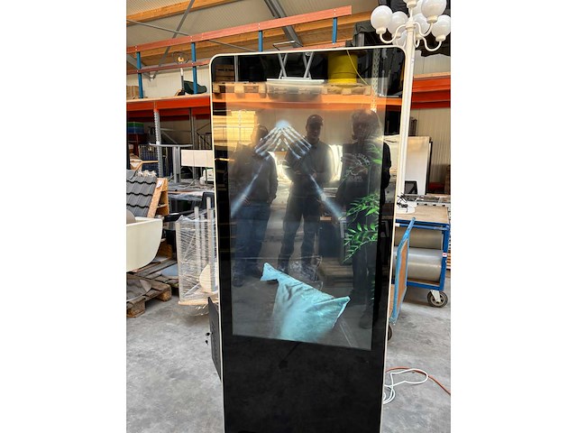 Digitaal reclamezuil - afbeelding 6 van  11