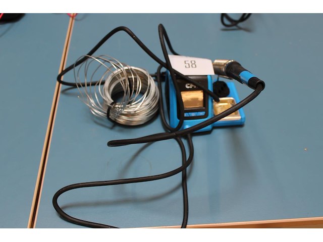 Digitaal soldeerstation cfh ld221. - afbeelding 1 van  2