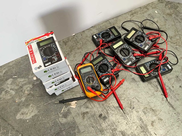 Digital multimeter - overige meetgereedschap (11x) - afbeelding 2 van  5