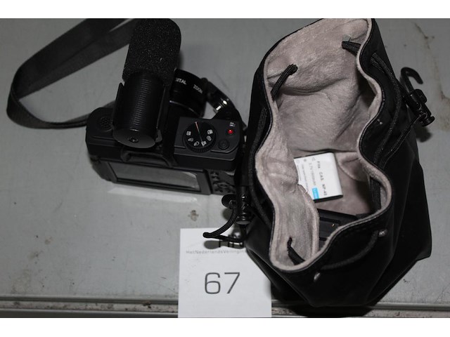 Digitale camera nbo 4k ultra hd met opbergtasje, 32 gb micro sd kaart en twee accu's. - afbeelding 3 van  3