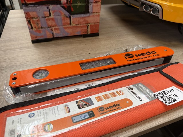 Digitale hoekwaterpas met hoes, nedo, winkeltronic 450 - afbeelding 2 van  5