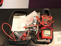 Digitale klemmeter habotest ht206d.