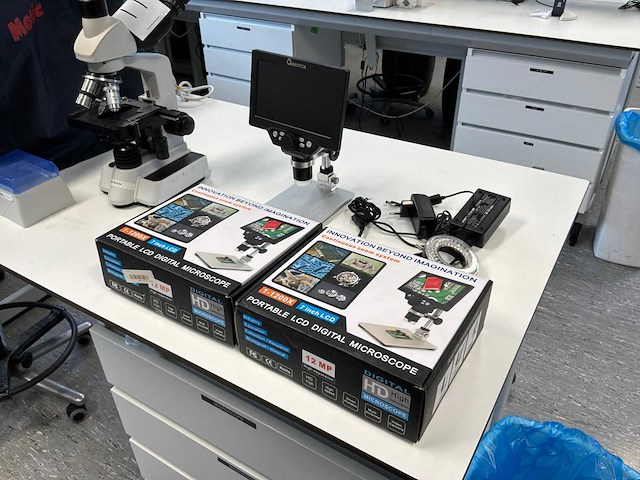 Digitale microscoop (2x) - afbeelding 1 van  2
