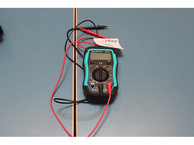 Digitale multimeter em3680 in rubberen beschermhoes. - afbeelding 1 van  2