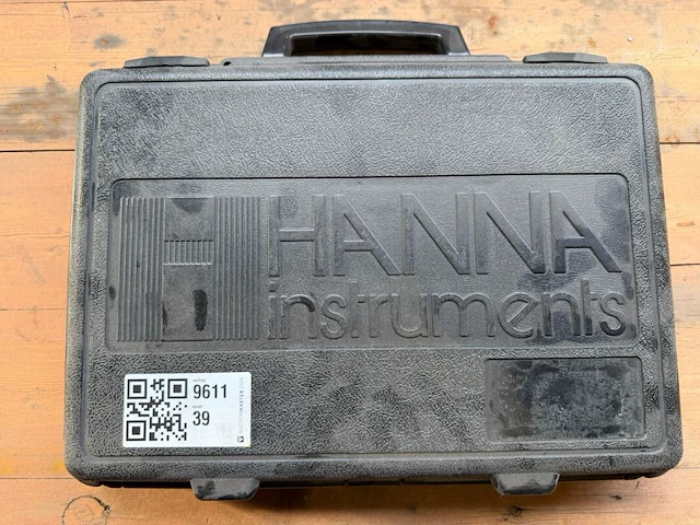 Digitale ph-meter in koffer, hanna instruments, hi 991001, zwart, met meetsonde en koffer - afbeelding 1 van  1