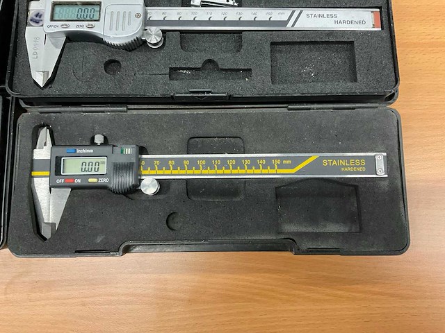 Digitale schuifmaat (9x) - afbeelding 8 van  8