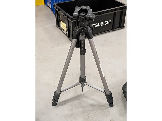 Digitale spiegelreflex camera met extra lens en statief nikon, d5500 - afbeelding 6 van  18