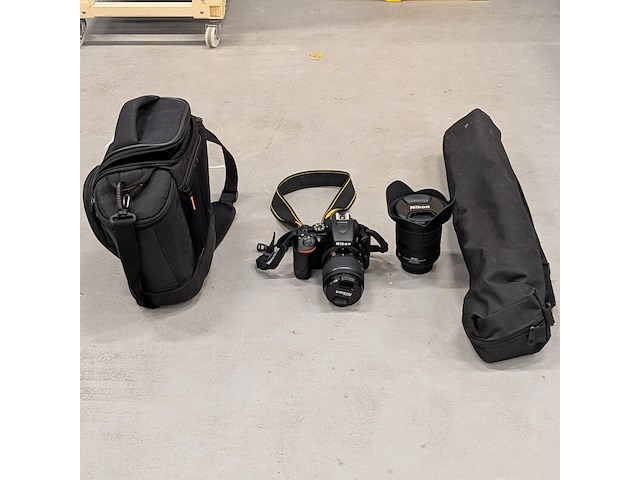Digitale spiegelreflex camera met extra lens en statief nikon, d5500 - afbeelding 11 van  18