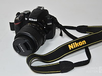 Digitale spiegelreflex fotocamera - afbeelding 1 van  10