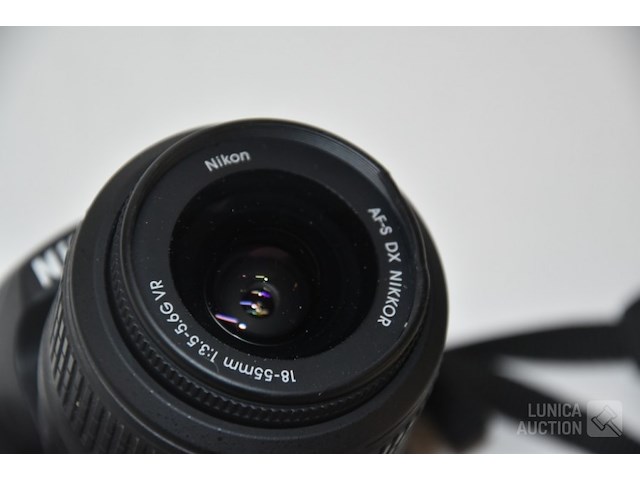 Digitale spiegelreflex fotocamera - afbeelding 5 van  10