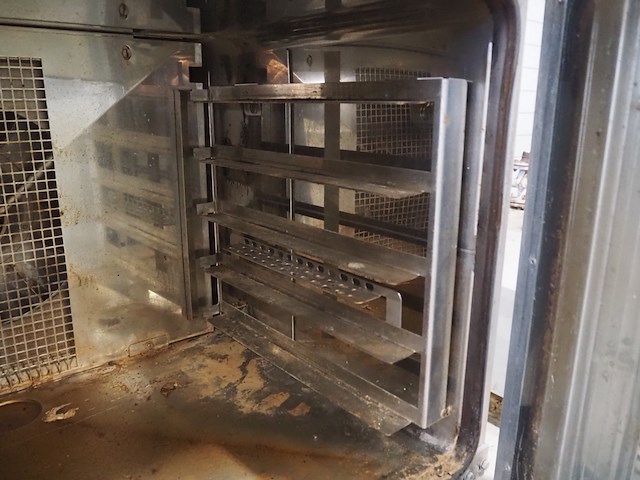 Dila - afbeelding 16 van  18