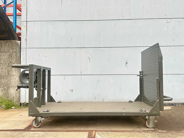 Dilago - industriële platformwagen met lier - afbeelding 1 van  10