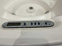 Dimension one - arena - jacuzzi - afbeelding 5 van  16