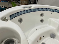 Dimension one - arena - jacuzzi - afbeelding 16 van  16