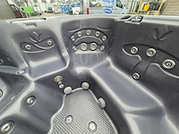 Dimension one 6 persoons jacuzzi en buitenspa - afbeelding 14 van  31