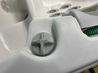 Dimension one spas jacuzzi - afbeelding 2 van  16