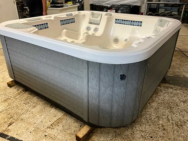 Dimension one spas jacuzzi - afbeelding 9 van  16