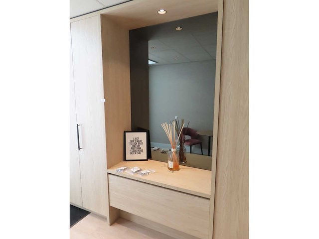 Dimitri de roeck interiors - opbergkast - afbeelding 12 van  17