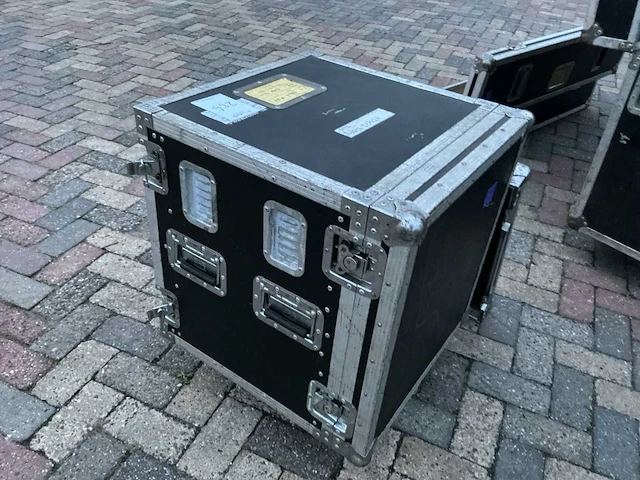 Dimmerpacks in flightcase - afbeelding 4 van  4