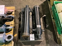 Dinatale 3037f hydraulische meertraps kiep cilinder (2x) - afbeelding 1 van  7