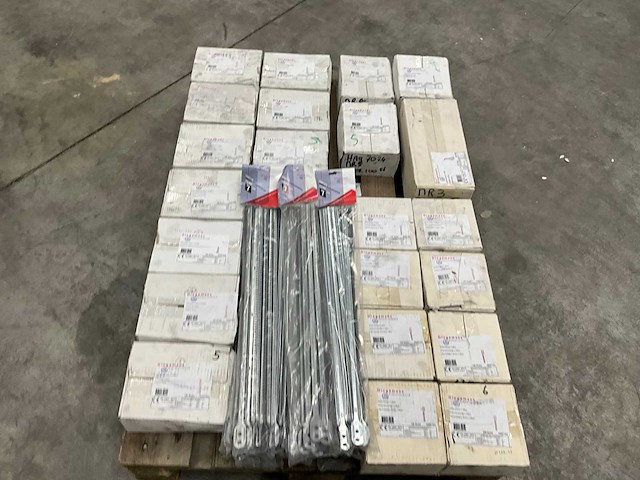 Dingemans ankerhangers 170mm en bovenhangers 85mm (2350x) - afbeelding 15 van  18