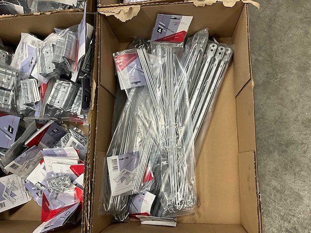 Dingemans ankerhangers met veert, kruisverbinders, haken en diversen (700x) - afbeelding 6 van  15