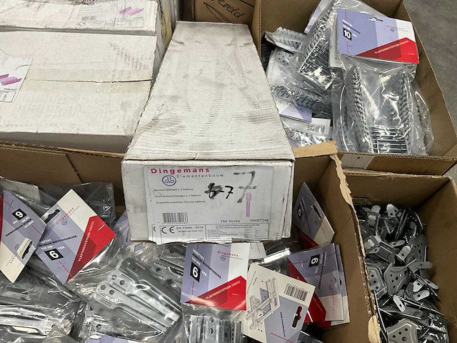 Dingemans bovenhangers, ankers, verbindingsstukken en onderhangers (1400x) - afbeelding 2 van  20