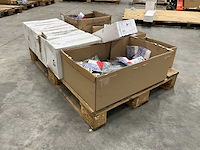 Dingemans bovenhangers, ankers, verbindingsstukken en onderhangers (1400x) - afbeelding 1 van  20