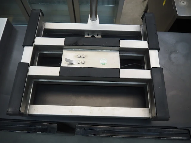 Dini argeo srl - afbeelding 6 van  8