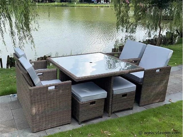Diningset 9-delig dark brown wicker / witte kussens - afbeelding 1 van  2