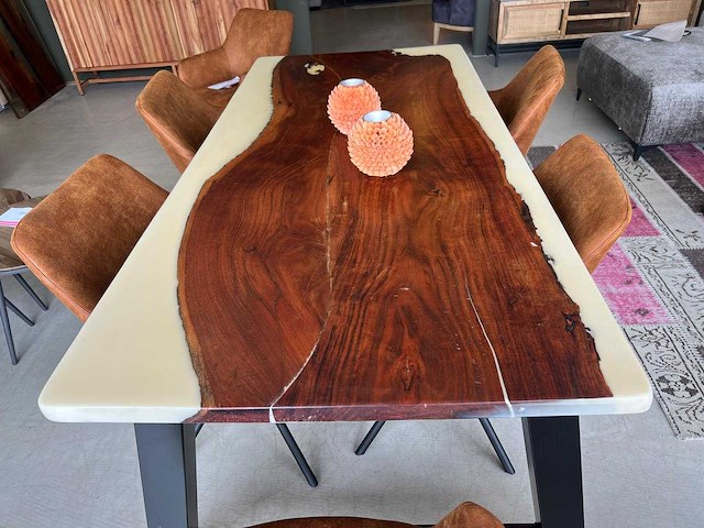 Diningtable epoxy exclusief met metalen poot walnoot 200x100 nieuw - afbeelding 2 van  5