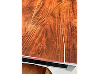 Diningtable epoxy exclusief met metalen poot walnoot 200x100 nieuw - afbeelding 3 van  5
