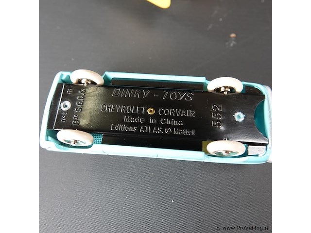 Dinky toys chevrolet corvair nr. 522 atlas in originele doos - afbeelding 5 van  5