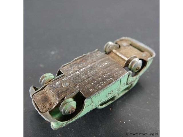 Dinky toys hillman minx nr.154 - afbeelding 6 van  7