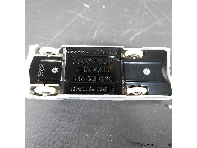 Dinky toys lincoln première nr. 532. atlas in originele doos - afbeelding 5 van  5